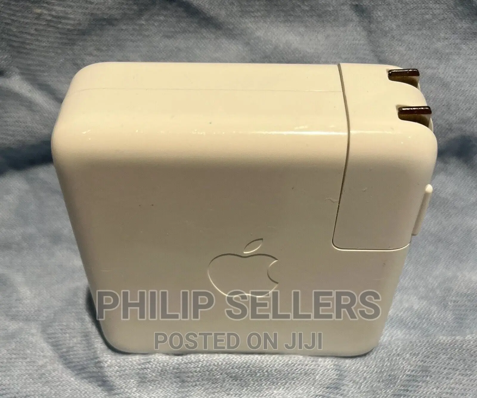 Apple 61W USB-C Power Adapter A1718