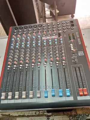 Plain Mixer 16channel ZED Allen and Heath