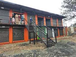 Selling 40ft Container With 5 Shops