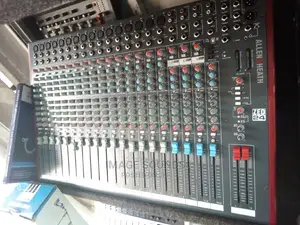 Plain Mixer ZED 24channel