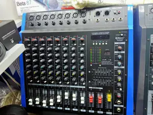 Max Powered Mixer 8 Channell