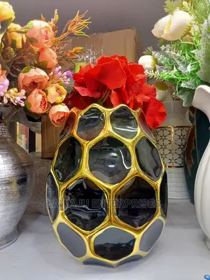 Black Ceramic Decorative Vase