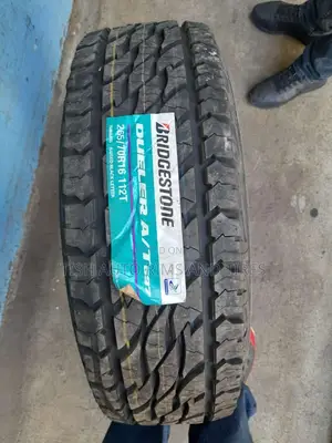 Bridgestone 265/70r16