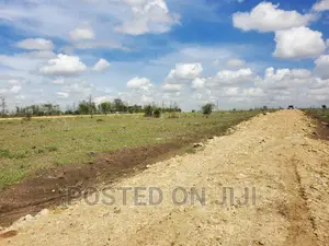 Lipa Mdogo Mdogo Kamulu Plots. ^EM