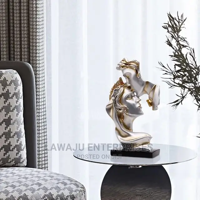 Creative Decorative Art Statue