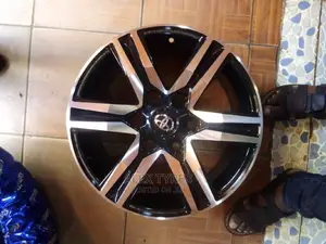 Size 17 Inches Tx Prado Alloy Rims Set