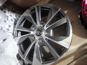 Size 20 Inches Toyota V8 Alloy Rims Set
