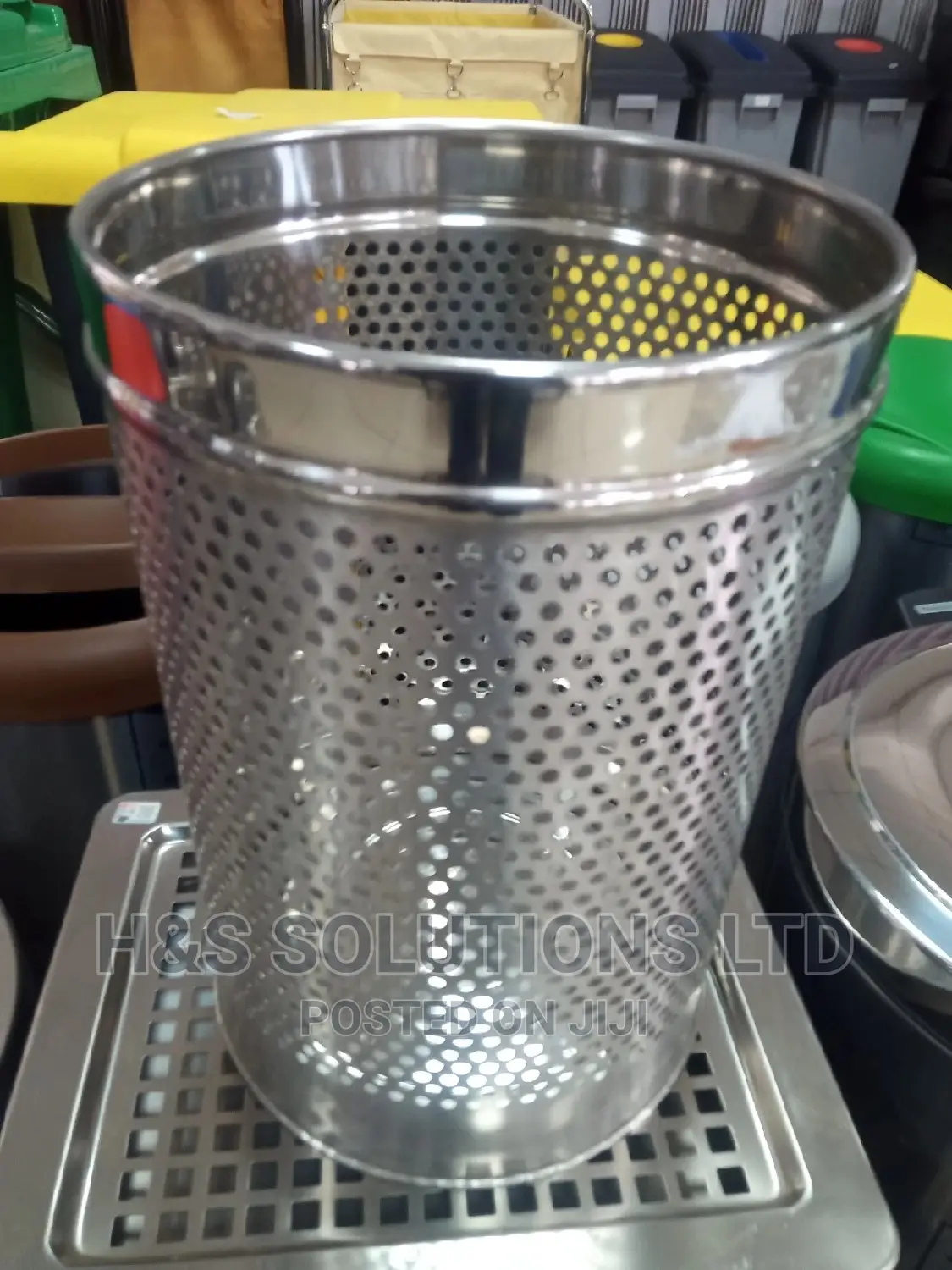 Stainless Steel Dustbin(8*12")