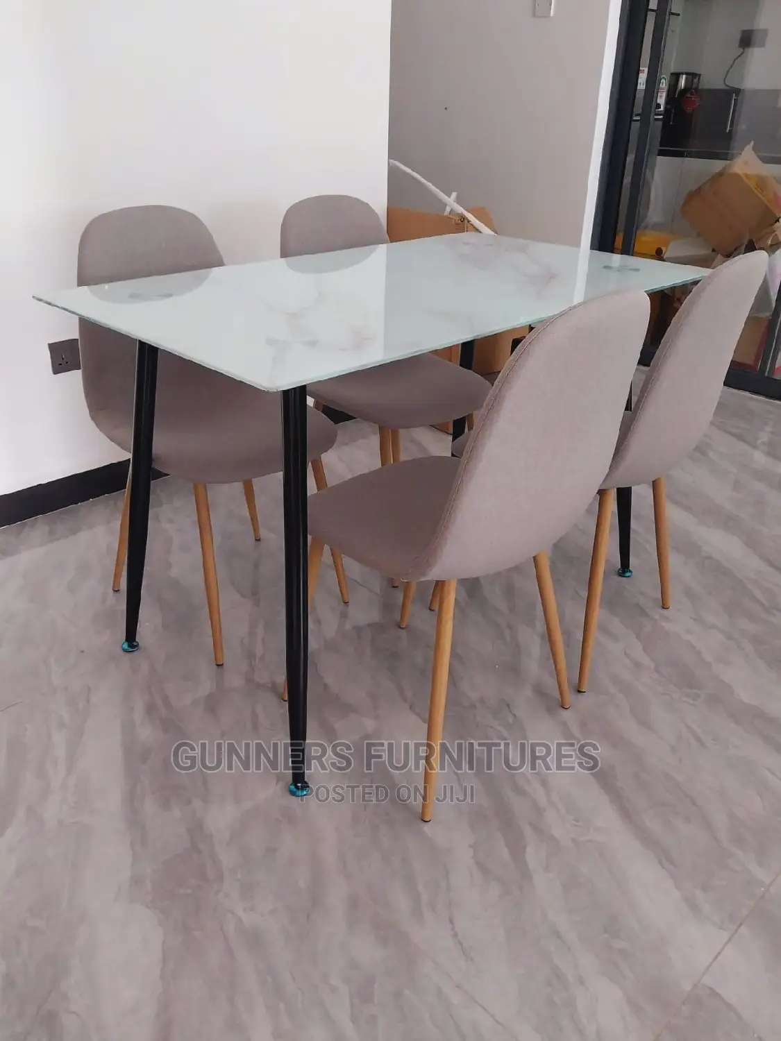 Dining Table Set.