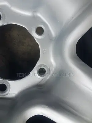 Toyota Lancdruser Original Qc 16 Inch Rim