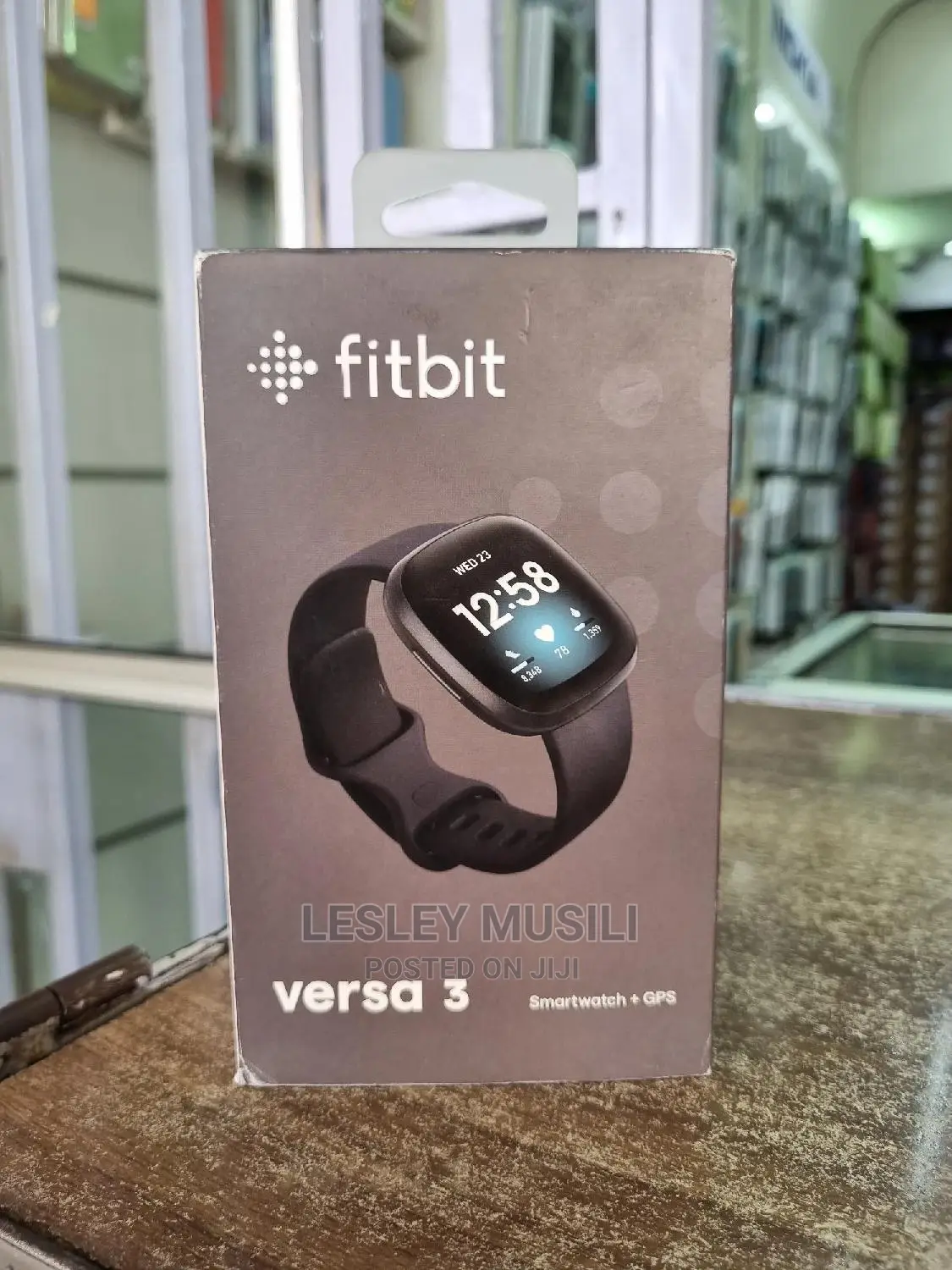 Fitbit Versa 3 Smartwatch +Gps