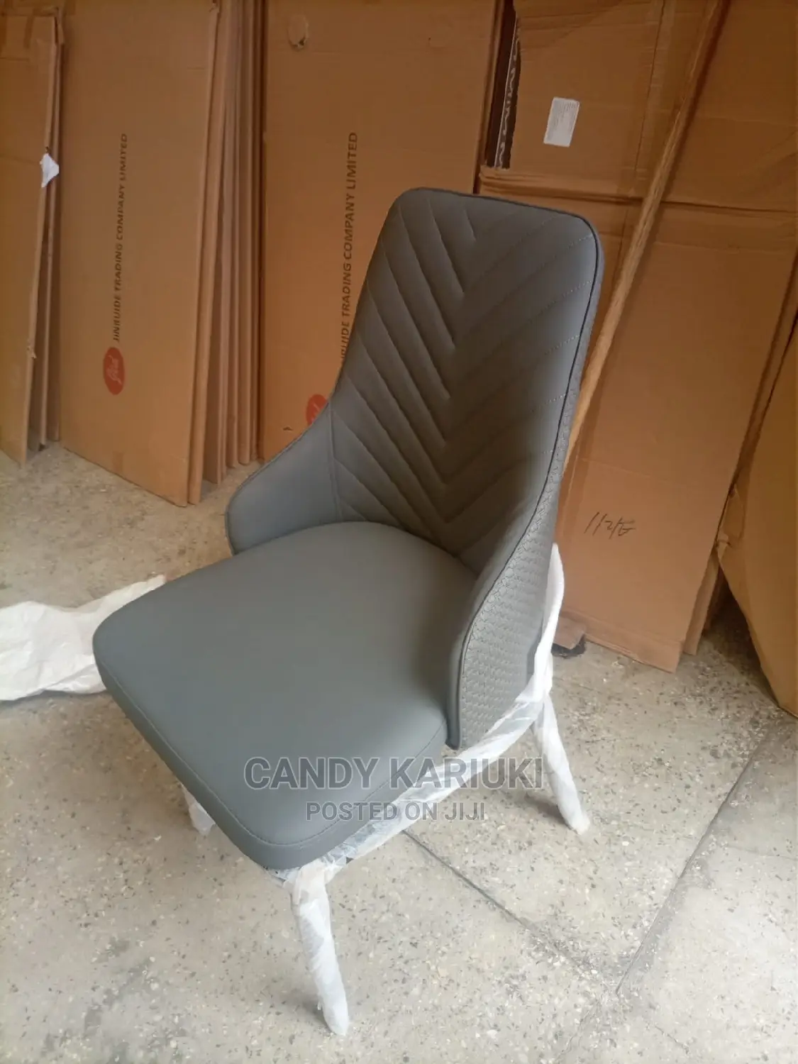 Comfy Modern Dining Chair