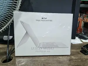 Apple Magic Keyboard Folio 11 Inch(10th Generation)