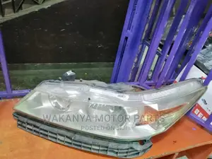 Honda Stream 2012 Xenon Headlamps With Clear Shade, Ex Japan
