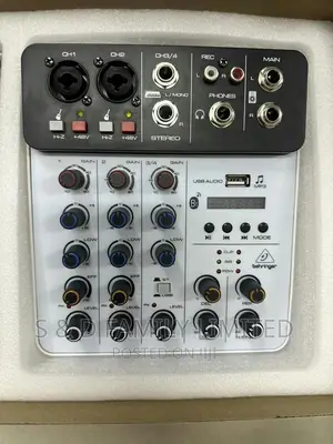 Behringer Soundcard Mixer