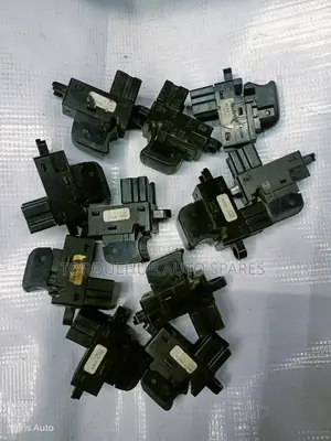 Nissan Wingroad/Xtrail/Murano Rear Door Switch