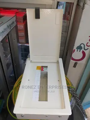 Consumer Unit 12 Way Synider