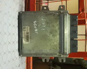 Nissan Fuga Engine Control Unit.