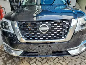 Nissan Patrol 2017 Matt Black