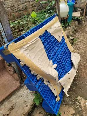 Brand New Plastic Pallet - Heavy Duty