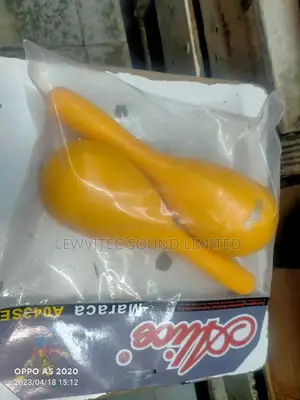 Yellow Maraca