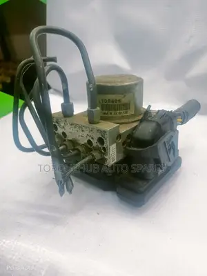 Nissan Juke ABS Pump