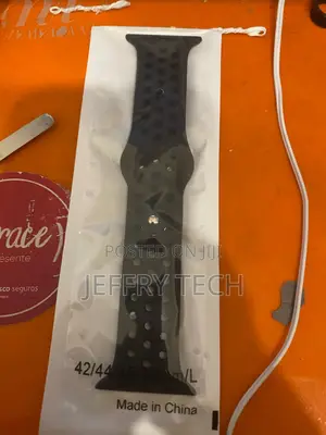Silicone Breathable Strap for Apple Watch 7 8 41mm 45mm 40 4