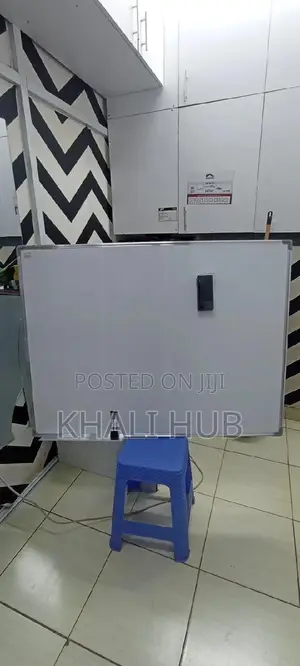 Whiteboard, White Board. Whiteboard.