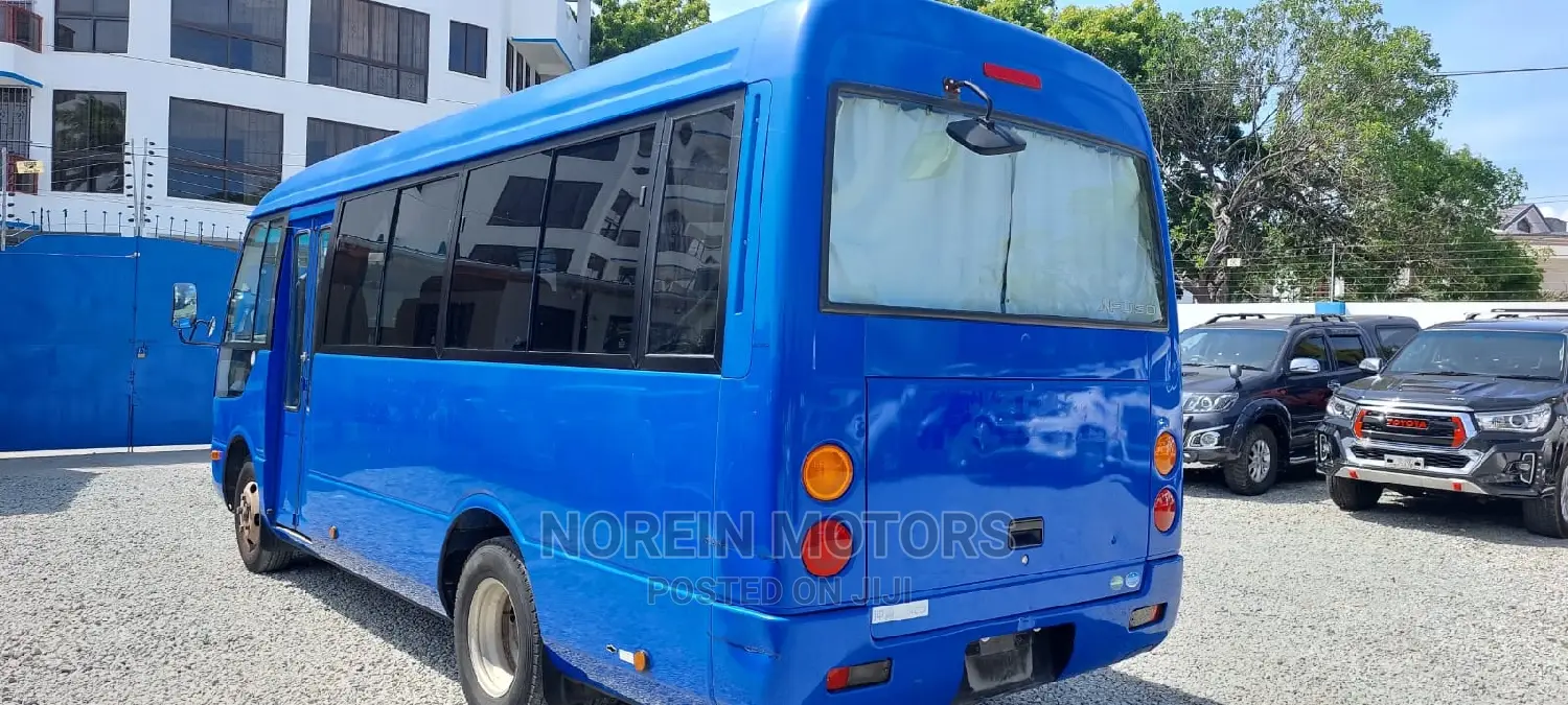 Toyota Coaster 2015 Blue
