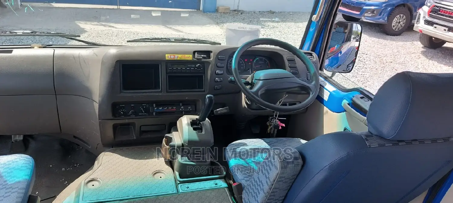 Toyota Coaster 2015 Blue