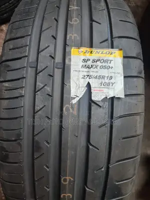 275/45r19 Dunlop Made in Japan