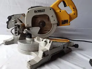 Mitre Saw -dewalt Multipurpose Sliding 1200w 216mm 240 Ex-uk