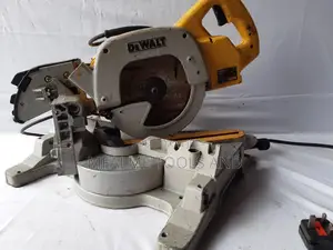 Mitre Saw -dewalt Multipurpose Sliding 1200w 216mm 240 Ex-uk