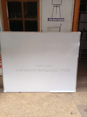 High Quality Whitboards 120cm by 150cm