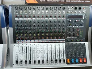 12 Channels Pro Mixer