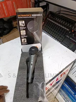 Behringer Wire Microphone