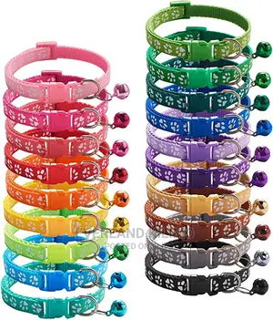 Elegant Paw Printed Pet Collar