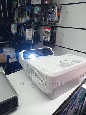 Epson Brightlink 695wi Short Throw Projector