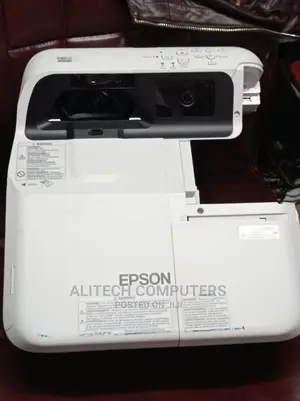 Epson Brightlink 695wi Short Throw Projector