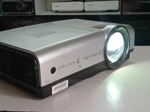 Promethean Short Throw Projector