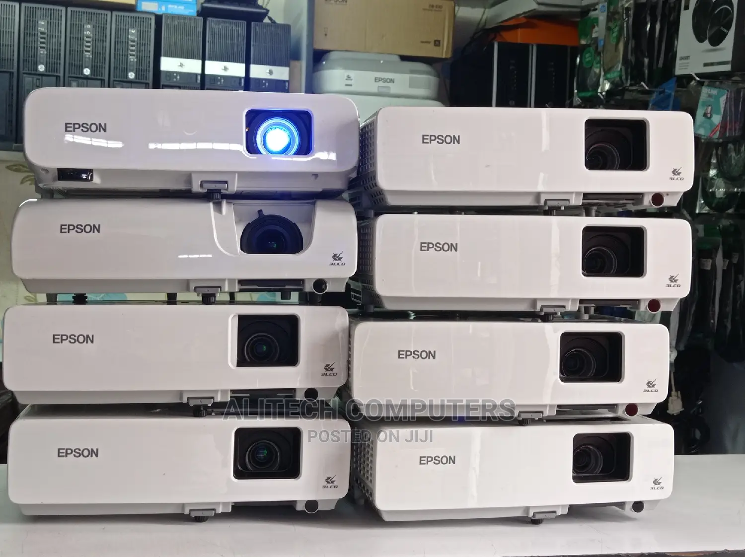 Epson Projector Powerlite 83+