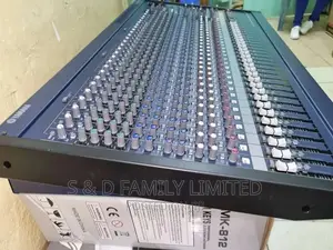 Yamaha Live Mixer MG32/14fx 32 Channels