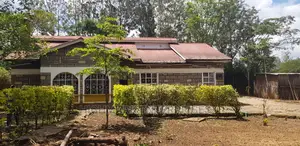 3bdrm Bungalow in Oloolua, Oluulua for Sale