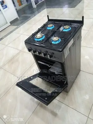 Nunix Four Gas Burner Standing Cooker With Gas Oven.