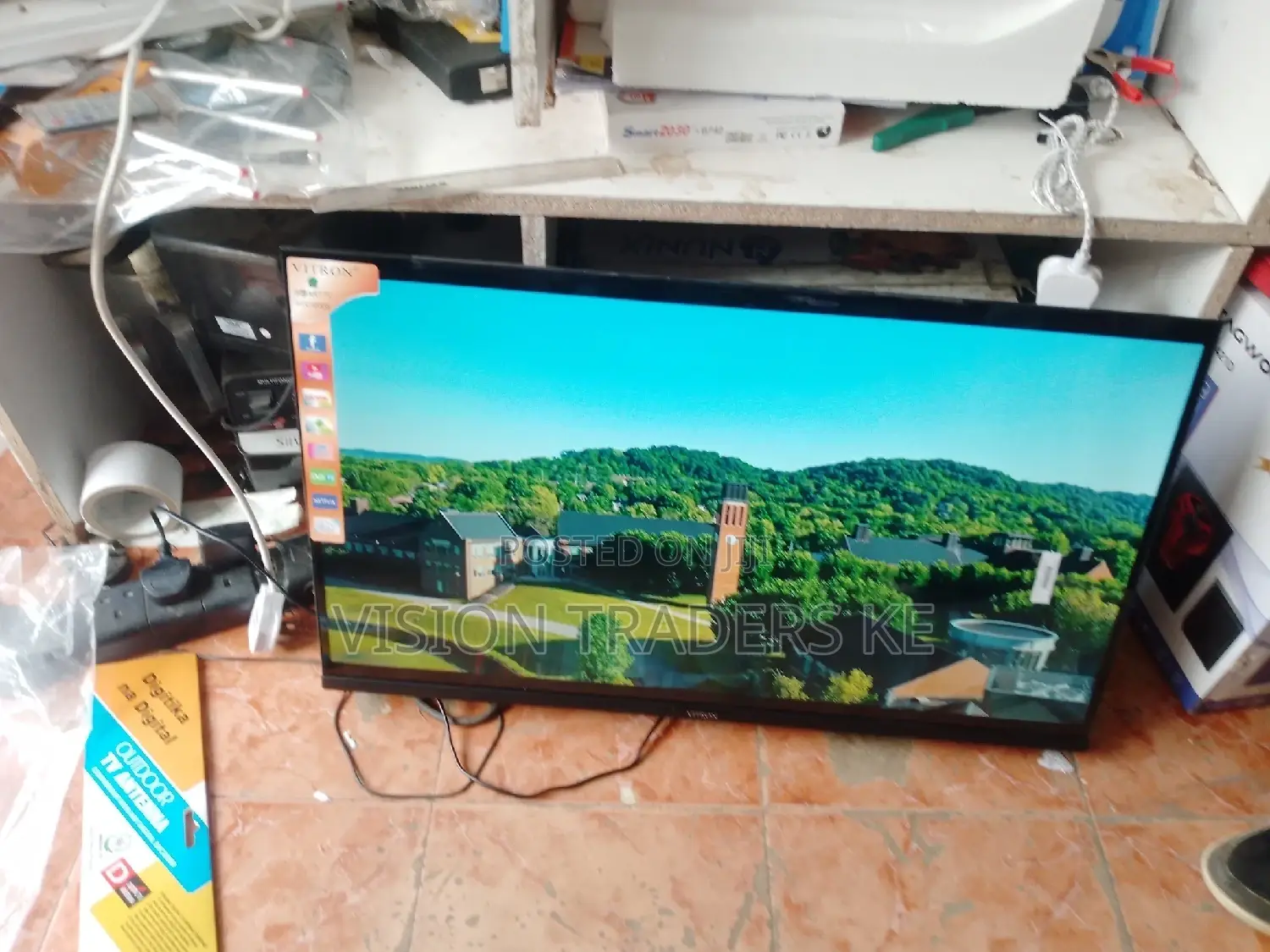 Vitron Frameless Smart Android Tv 32 Inches