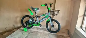 Boys/Girls/Unisex Luminous/Green Size 16 Bike 4yrs to 10 Yrs