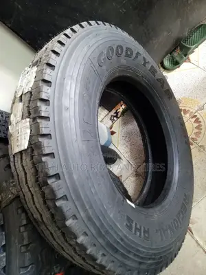 8.5R17.5 Goodyear