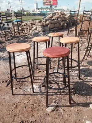 Metalic Frame Hardwood Tops