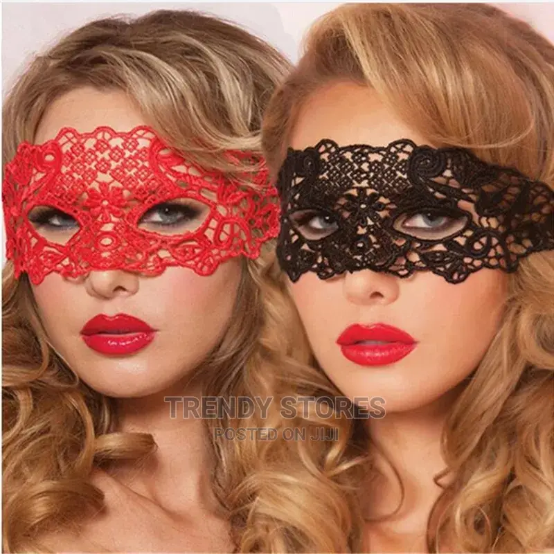 Hollow Lace Masquerade Face Mask