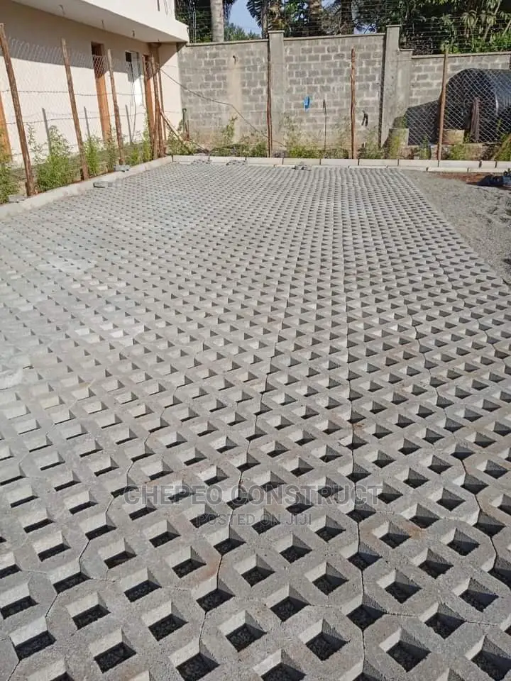 Grass Pavers (Lattice Blocks).